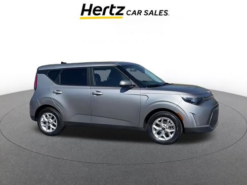 Used 2025 Kia Soul LX w/ LX Technology Package image 1