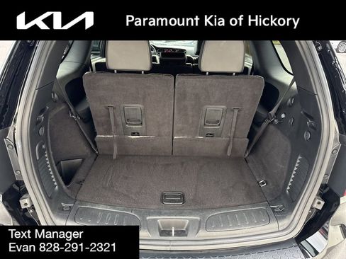 Used 2024 Dodge Durango GT image 11