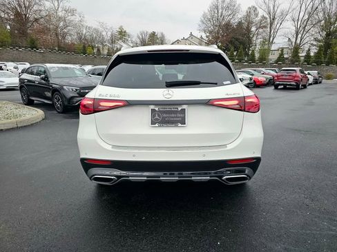 Certified 2025 Mercedes-Benz GLC 300 4MATIC image 11