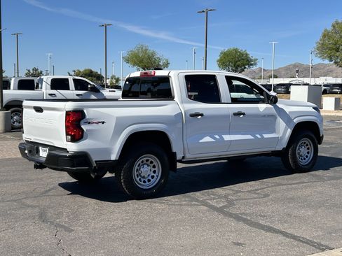 Used 2024 Chevrolet Colorado W/T w/ Advanced Trailering Package image 6