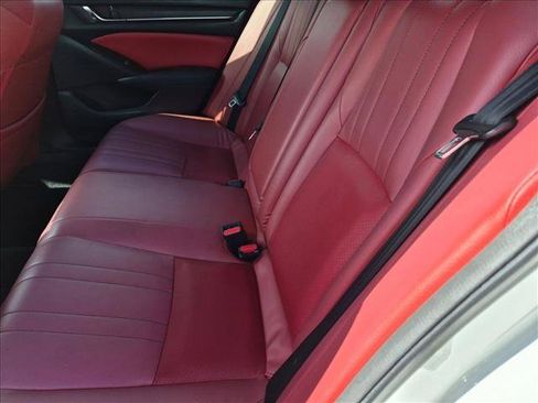 Used 2019 Honda Accord Sport image 17