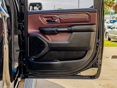 Used 2025 RAM 1500 Limited image 39