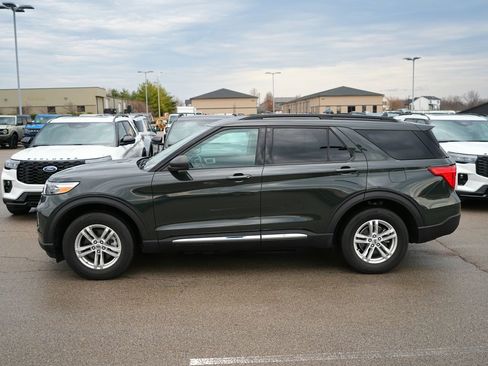 Used 2022 Ford Explorer XLT w/ Class IV Trailer Tow Package image 8