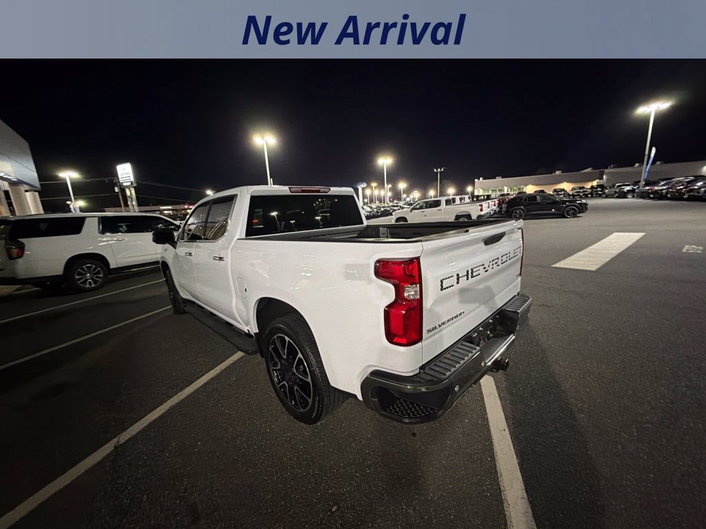 Certified 2026 Chevrolet Silverado 1500 LTZ AWD/4WD image 9