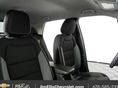 Certified 2025 Chevrolet TrailBlazer LT AWD/4WD image 20