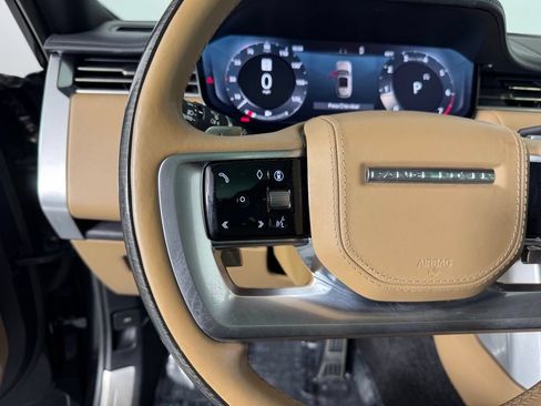 Used 2024 Land Rover Range Rover SE AWD/4WD image 19