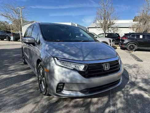Used 2022 Honda Odyssey Elite image 8