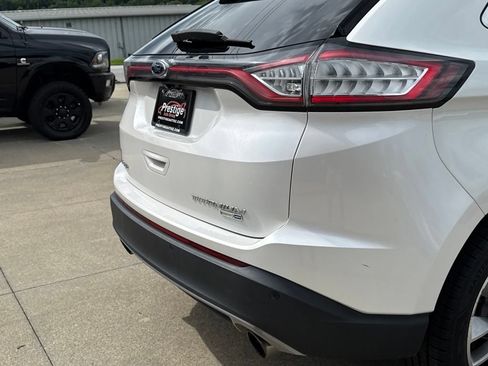Used 2017 Ford Edge Titanium w/ Equipment Group 301A AWD/4WD image 17