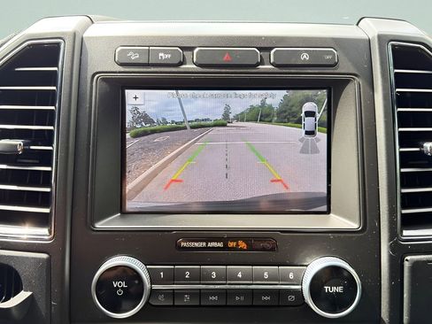 Used 2018 Ford Expedition Max Limited AWD/4WD image 17
