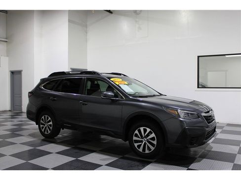 Used 2022 Subaru Outback Premium image 1