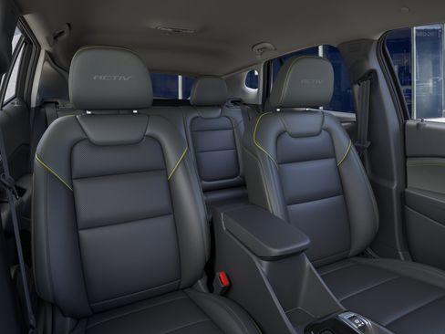 New 2026 Chevrolet Trax ACTIV FWD image 16