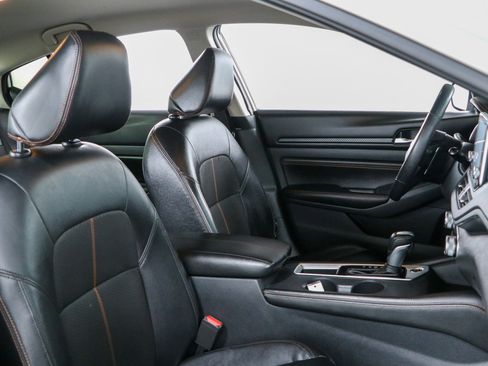 Used 2021 Nissan Altima 2.5 SR FWD image 26