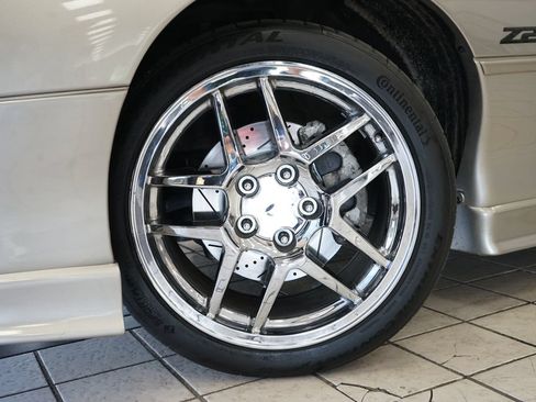 Used 2002 Chevrolet Camaro Z28 w/ Sport Appearance Pkg RWD image 62