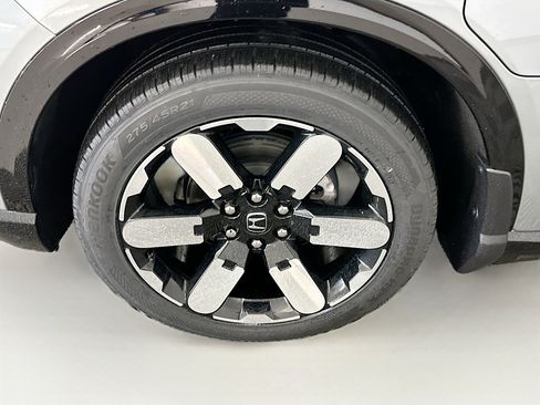 Used 2024 Honda Prologue Elite image 11