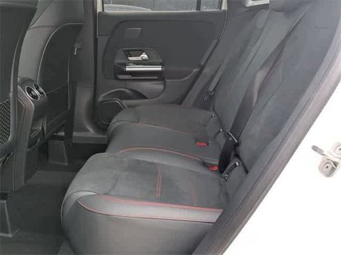 Used 2025 Mercedes-Benz GLA 250 GLA 250 image 5