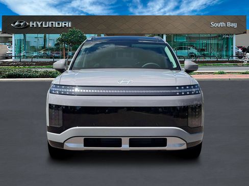 New 2026 Hyundai Ioniq 9 Limited image 12