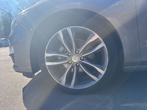 Used 2024 Chevrolet Malibu LT image 4