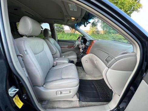 Used 2008 Toyota Sienna XLE Limited FWD image 13