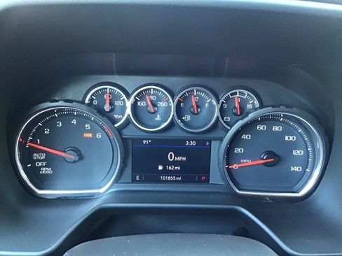 Used 2021 Chevrolet Tahoe RST w/ Luxury Package RWD image 13