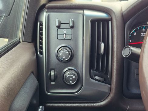 Used 2015 Chevrolet Silverado 1500 LT w/ All Star Edition image 33