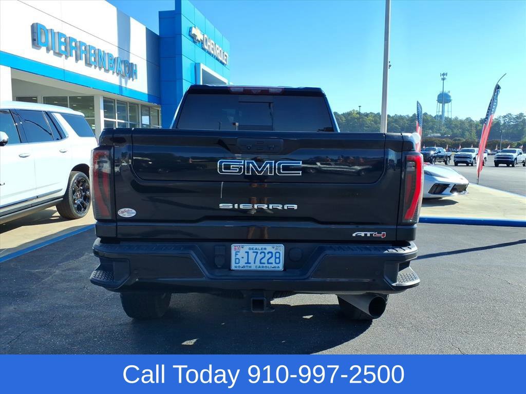 Used 2024 GMC Sierra 2500 AT4 w/ AT4 Premium Plus Package AWD/4WD image 5