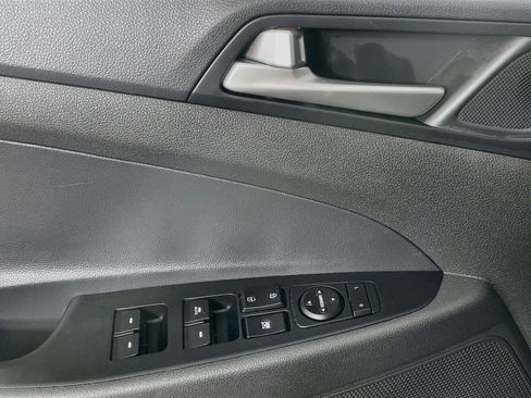 Used 2020 Hyundai Tucson SEL FWD image 19