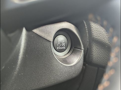 Used 2021 Jeep Compass Limited w/ Sun and Sound Group AWD/4WD image 28