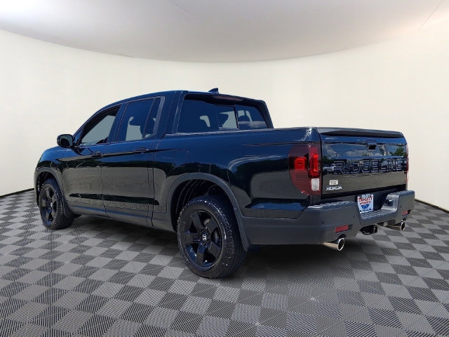 Used 2025 Honda Ridgeline Black Edition image 4