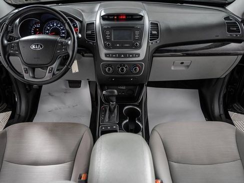 Used 2014 Kia Sorento LX w/ LX V6 Convenience Package image 20