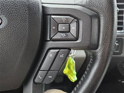 Used 2015 Ford F150 XLT w/ Equipment Group 302A Luxury image 13