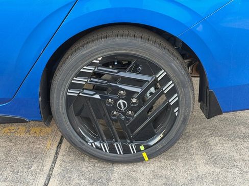 New 2026 Nissan Sentra SR image 24