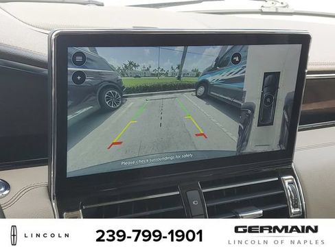 Certified 2024 Lincoln Navigator Premiere AWD/4WD image 27
