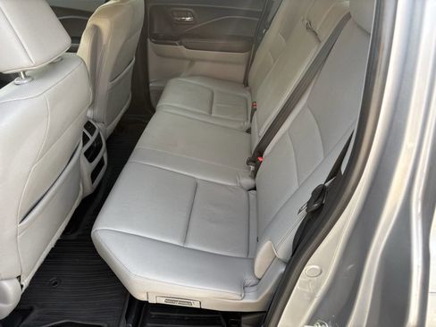 Used 2017 Honda Ridgeline RTL-E image 11