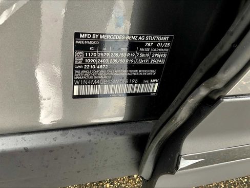 Certified 2025 Mercedes-Benz GLB 250 image 15