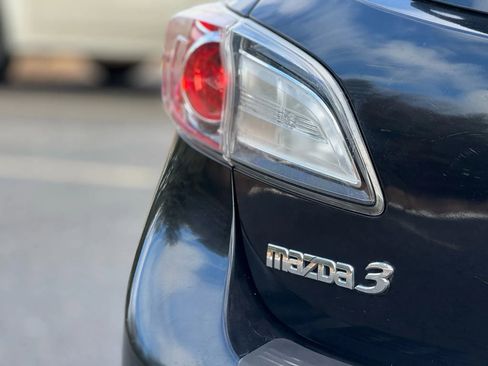 Used 2013 MAZDA MAZDA3 i Touring image 10