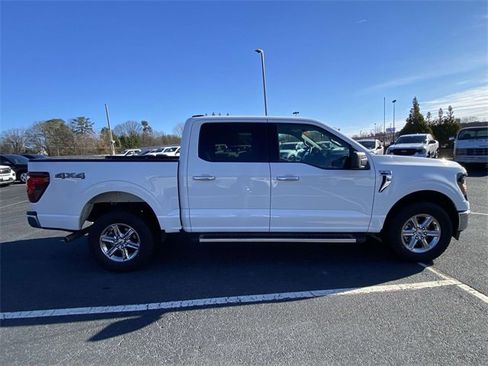 Used 2025 Ford F150 XLT w/ Equipment Group 301A Standard image 8