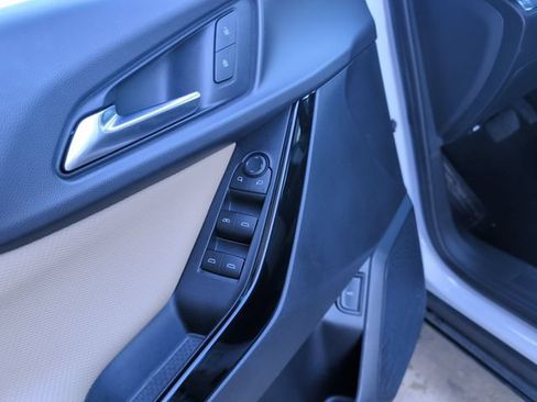 Used 2026 Chevrolet Equinox ACTIV w/ Safety and Technology Package AWD/4WD image 14