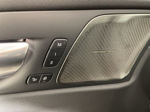 Certified 2024 Volvo XC60 T8 Plus w/ Protection Package Premier image 17