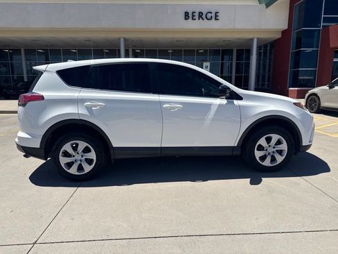 Used 2018 Toyota RAV4 LE w/ All Weather Liner Package FWD image 3