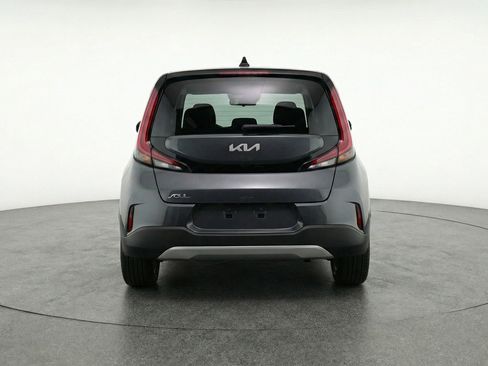 Used 2025 Kia Soul LX w/ LX Technology Package image 7