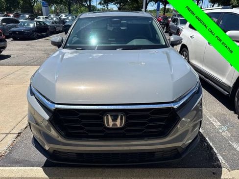 Certified 2025 Honda CR-V EX image 2