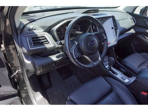 Used 2023 Subaru Ascent Limited AWD/4WD image 11