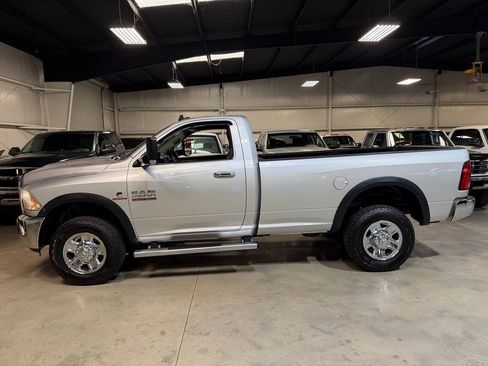 Used 2014 RAM 2500 SLT w/ Popular Equipment Group AWD/4WD image 9