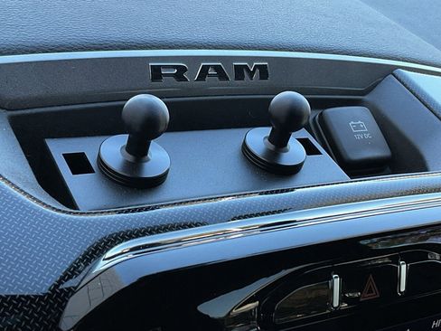 Used 2021 RAM 2500 Power Wagon image 38