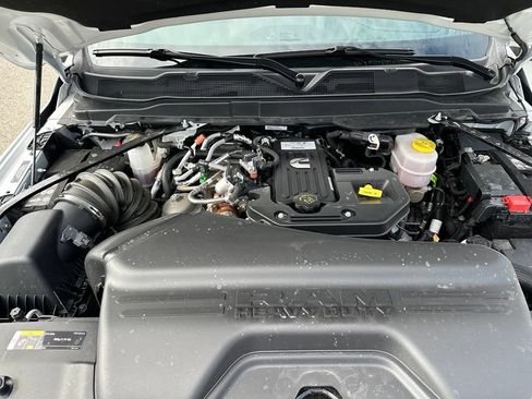 Used 2026 RAM 3500 Laramie AWD/4WD image 24