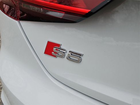 Certified 2024 Audi S5 Premium Plus image 12