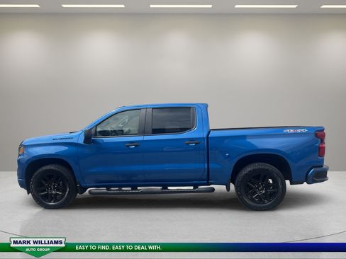Used 2023 Chevrolet Silverado 1500 Custom w/ LPO, Dark Essentials Package AWD/4WD image 4