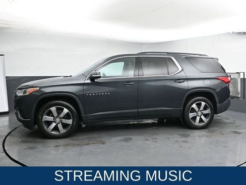 Used 2020 Chevrolet Traverse LT w/ LT Premium Package image 7