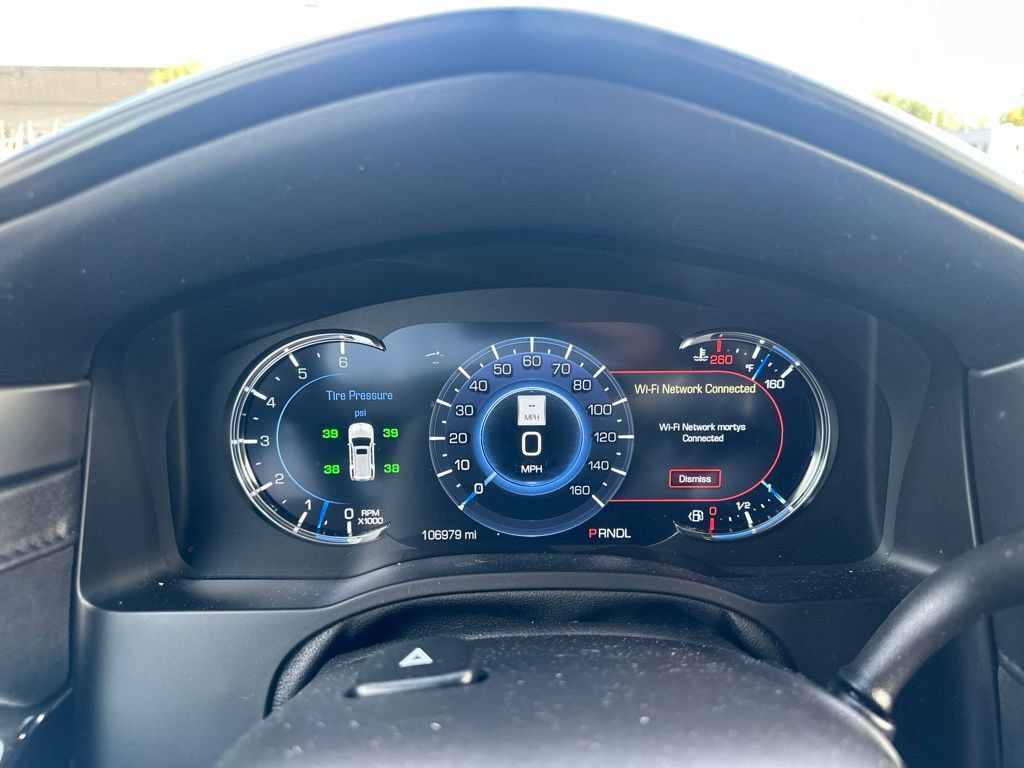 Used 2020 Cadillac Escalade Platinum w/ Escalade Sport Edition AWD/4WD image 24