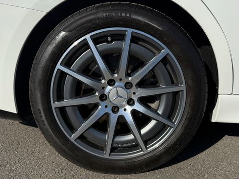 Used 2023 Mercedes-Benz C 43 AMG 4MATIC Sedan image 24